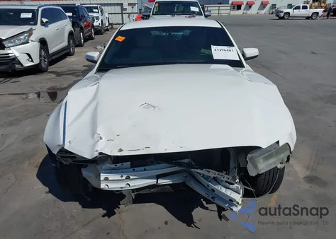 2013 Ford Mustang V6 Premium z USA, uszkodzony, nr VIN 1ZVBP8AM5D5204108